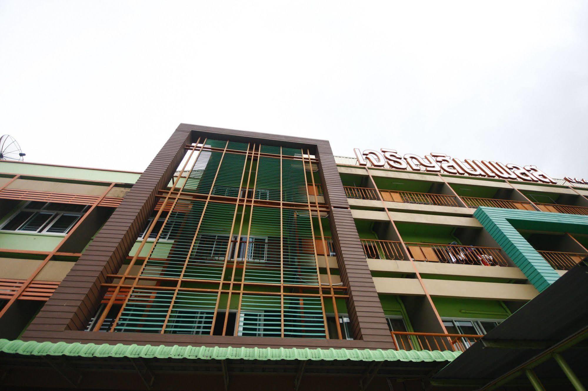 Jaroensin Place Buriram Exteriör bild