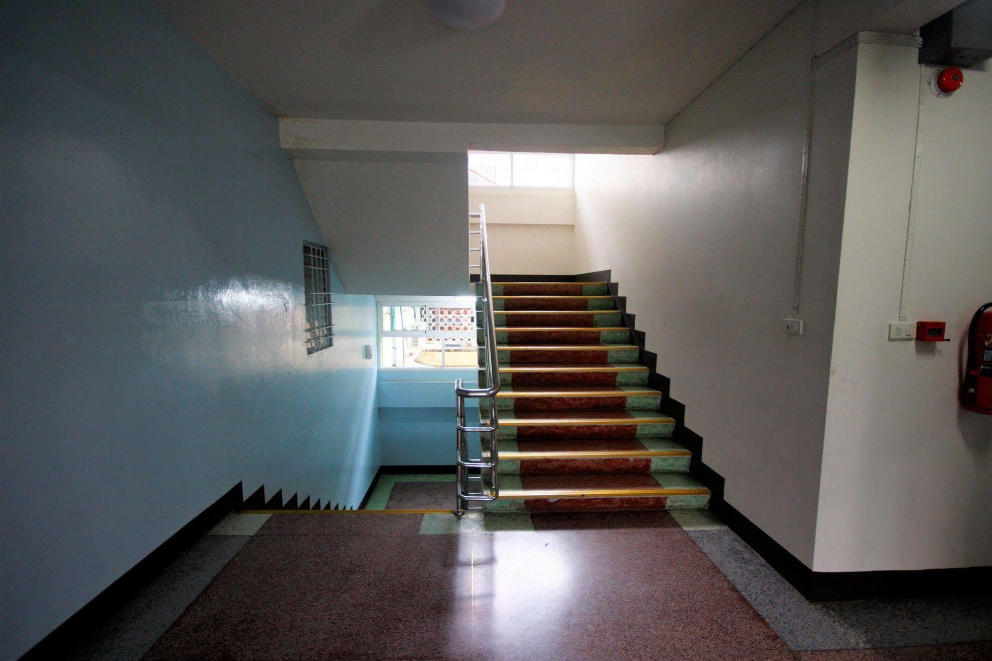 Jaroensin Place Buriram Exteriör bild